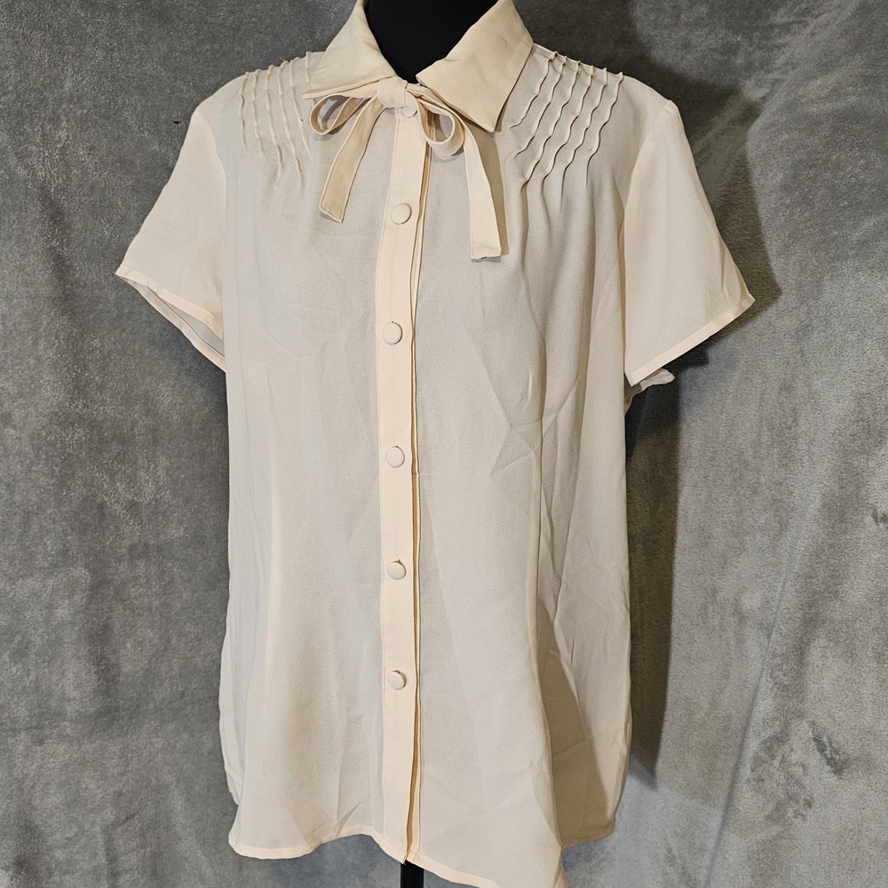 Voodoo Vixen Ivory Button-Up Blouse with Bow
